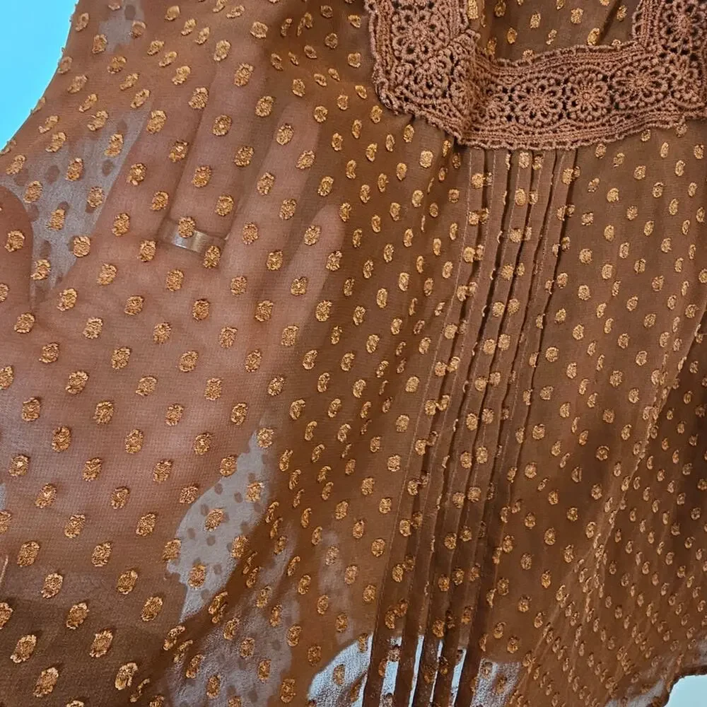 Daniel Rainn Rust Crochet Trim Sleevless Blouse - Picture 5 of 7